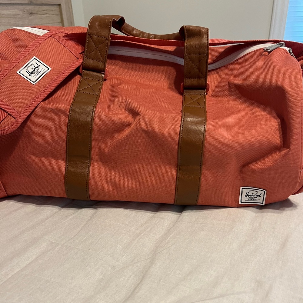 Herschel Novel Duffle Bag